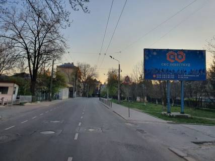 Билборд A в Ивано-Франковске вул.Вовчинецька (Гагаріна), 9, Viva Italia фото 1