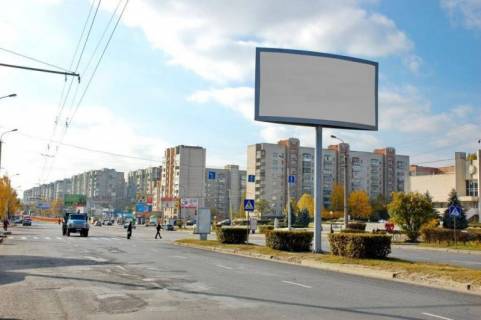 Билборд B в Луцке, 3x6  пр.-т.Соборності,11 (розділова смуга) до Там Таму фото 1