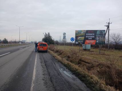 Билборд A в Ужгороде, 3x6  Автодорога "Київ-Чоп", на в"їзді в м. Ужгород (150м за стеллою, перед назвою "Ужгород") фото 1