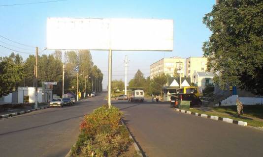 Билборд B в Подольск (Котовск (Подольск)) пр-кт Перемоги на розділовій смузі  навпроти жилого будинку №30 фото 1