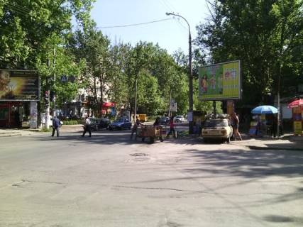 Призма A в Херсоне, 4x3  Ул.И.Кулика и ул.Мира - 341326 фото 1