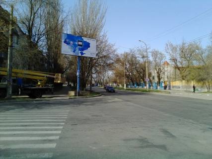 Білборд, Бігборд (Борд)  B у Херсоні, 3x6  Кут вул.Філатова та вул.Стрітенська (Люксембург), Фото 1