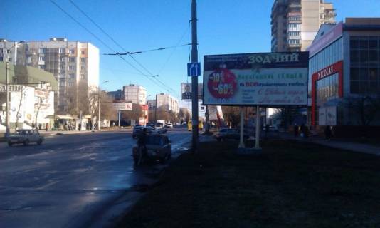 Билборд A в Херсоне, 3x6  Угол ул.200 лет Херсона и ул.Буденого фото 1