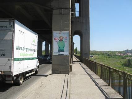 Ситилайт  в Запорожье, 1,2х1,8  мост 1, с острова в центр города фото 1