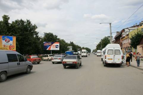 Билборд A в Каменец-Подольском, 3х6  пр.Грушевського (між вул. Соборна та вул.Д.Галицького) фото 1