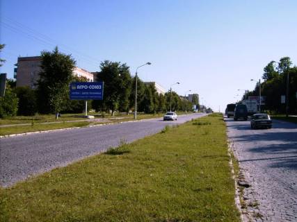 Билборд B в Каменец-Подольском, 3х6  перехрестя пр.Грушевського та вул.І.Франка (100м. до вул.Франка) фото 1