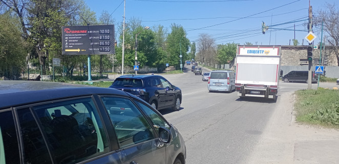 Билборд B в Каменец-Подольском, 3х6  перехрестя вул. Привокзальна та вул. Д.Галицького фото 1