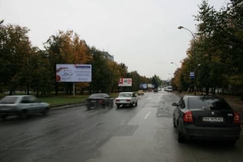 Билборд A в Каменец-Подольском, 3х6  перехрестя пр. Грушевського та вул.Драй-Хмари (за 100м від вул.Драй Хмари) фото 1