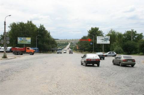 Билборд A в Каменец-Подольском, 3х6  перехрестя пр.Грушевського та вул.І.Франка фото 1