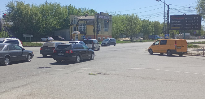Билборд A в Каменец-Подольском, 3х6  перехрестя вул. Привокзальна та вул. Д.Галицького фото 1
