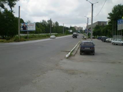 Билборд B в Каменец-Подольском, 3х6  Хмельницьке шосе навпроти автосалону “Смотрич-авто” фото 1