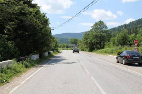 Билборд A в Микуличине, 3x6  Траса Н-09 Мукачево-Львів, 500 метрів перед колиби Гостинна Хата, газовою заправкою Калан, 700 м перед АЗС УкрНафта, напрямок руху на Івано-Франківськ фото 1