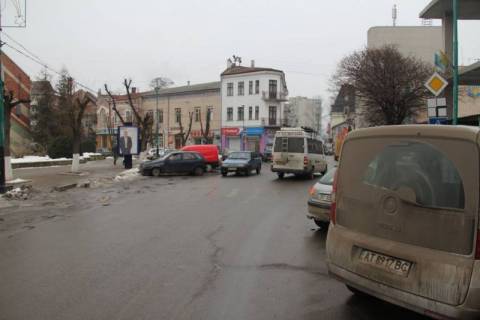 Ситилайт B в Надворной, 1,2x1,8  Чорновола, міський фонтан, пошта, РДА, маг.Ольга, напрямок руху на Івано-Франківськ, Богородчани фото 1