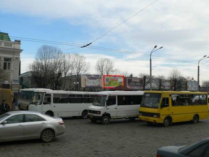 Билборд A в Буковеле Привокзальна, при вході до перону праворуч від залізничного вокзалу другий зліва, автостанція регіонального значення (вул.Гаркуші, Залізнична) фото 1