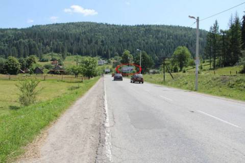 Билборд A в Микуличине, 3x6  Траса Н-09 Мукачево-Львів, 250 м після готелю Гердан, в`їзд у селище, напрямок руху на Буковель фото 1
