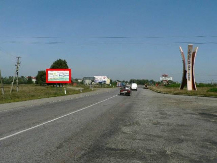 Билборд B в Чернієві, 3x6  Коновальця (стелла Івано-Франківськ), в`їзд в місто зі сторони м.Надвірна (перед мостом зліва) с.Черніїв фото 1