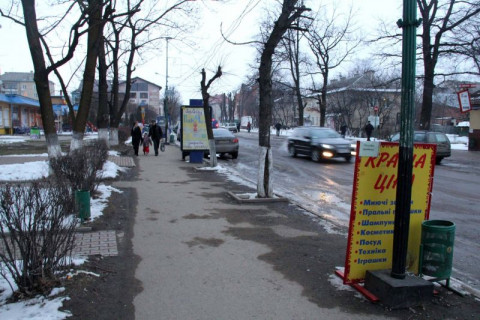 Сiтiлайт B у Надвірній, 1,2x1,8  Грушевського, перукарна Каприз, маг.Каштан, напрямок руху до Майдану Шевченка Фото 1