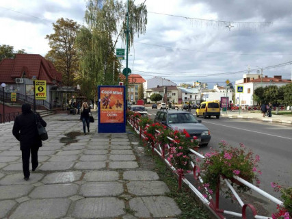 Ситискролл B в Надворной, 1,2x1,8  Чороновола, центральний Універмаг, міський ринок, напрямок руху на Івано-Франківськ, Богородчани фото 1