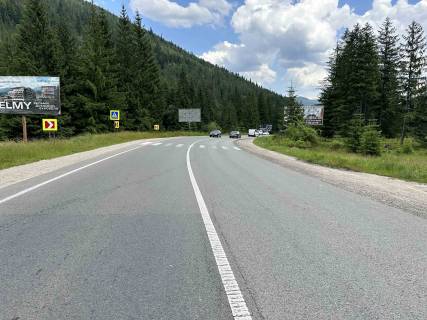 Билборд B в Татарове, 3x6  Траса Н-09 Мукачево-Львів, виїзд з села, напрямок руху на Буковель фото 1