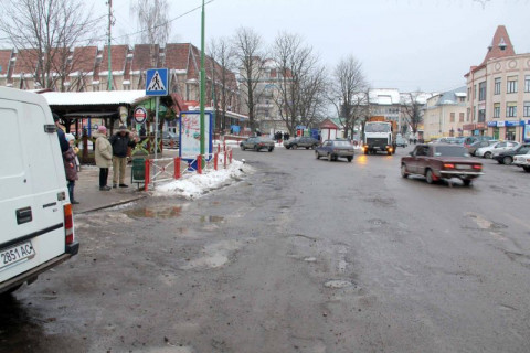 Сiтiлайт B у Надвірній, 1,2x1,8  Чорновола, гастроном Центральний, напрямок руху на Яремче, Буковель Фото 1