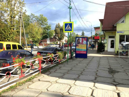 Ситискролл A в Надворной, 1,2x1,8  Чороновола, центральний Універмаг, міський ринок, напрямок руху на Яремче, Буковель фото 1