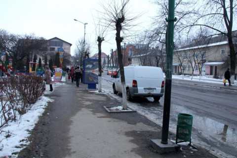 Ситилайт B в Надворной, 1,2x1,8  Грушевського, маг Штори, Файл, стоматологія, напрямок руху до Майдану Шевченка фото 1