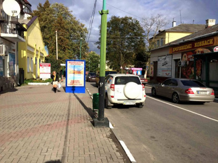 Сітіскролл B у Надвірній, 1,2x1,8  вул.Мазепи, магазин Пікант (міська рада-пошта), напрямок руху на Івано-Франківськ,Богородчани Фото 1