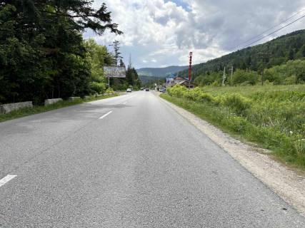 Билборд B в Микуличине, 3x6  Траса Н-09 Мукачево-Львів, колиба Гостинна Хата, 200 м перед газовою заправкою Калан, 500 м перед АЗС УкрНафта, броварня Карпатське, напрямок руху на Буковель фото 2