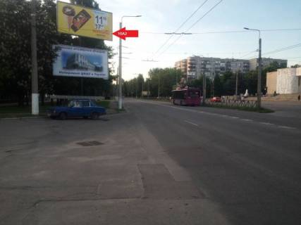 Білборд, Бігборд (Борд)  A у Кременчуці, 3x6  проспект Лесі Українки (50 років Жовтня), район палацу «Нафтохімік» Фото 1