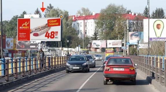 Білборд, Бігборд (Борд)  B у Луцьку, 3х6  вул. Набережна Шевченка, міст через р. Стир Фото 1