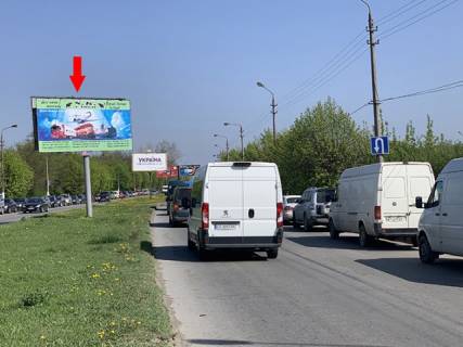 Билборд A в Черновцах, 6 х 3  вул.Ізмайлівська, до ринку фото 1