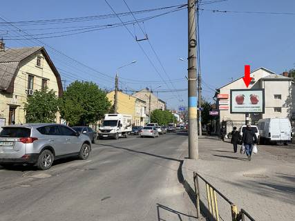 Скроллер A в Черновцах, 3.12*2.30  Сіті-борд вул.Головна 203 - 373107 фото 1