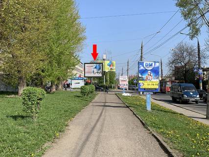 Скроллер B в Черновцах, 3.12*2.30  Сіті-борд вул.Головна 204 (вугол вул.Ентузіастів) - 373119 фото 1