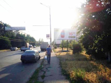 Білборд, Бігборд (Борд)  A у Кривому Розі мкн-н 7-й Зарічний, вул. Панкеєва, Ринок, "АТБ",  напрямок руху до  Кресівської дамби Фото 1