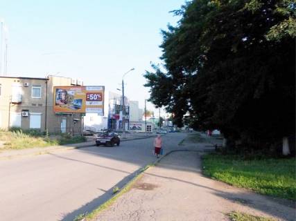 Билборд B в Кривом Роге Вул.Співдружньосі, 72 м-н Ювілейна,  Напрямок руху від проспекту 200 років кривому Рогу. фото 1