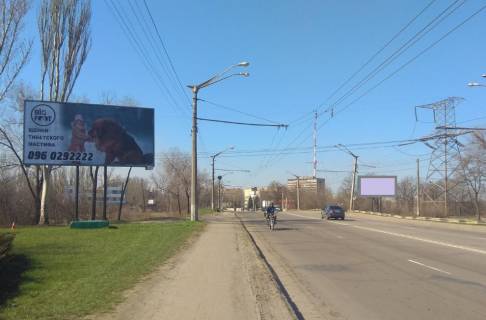 Билборд B в Кривом Роге вул. Дн. шосе, міст. Напрямок руху до Автовокзалу. фото 1