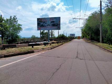 Билборд A в Кривом Роге Сергія Колачевського вул. (кол. 23 лютого)., розділювач міст, направлення до ст. Рокуватої НЬЮ!!! фото 1