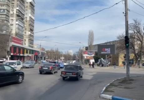 Video Billboard A in Odessa Krasnova st. - Artillerijskaa st. - Srednefontanskaa st., (razresenie 576h288) - 382184 Photo 1