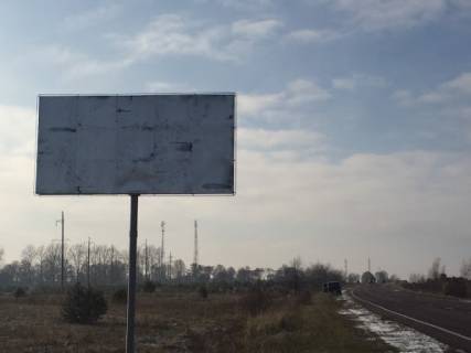 Билборд B в Терновице а/д М10 Краківець Львів 42+100 км Ліворуч фото 1