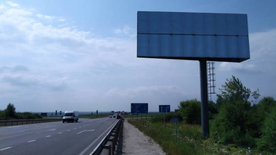 Мегаборд A у Львові а/д М06 Київ Чоп 552+690км Фото 1