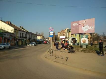 Билборд A в Коломые пр. Грушевського, біля Михайлівської церкви, напрям на автостанцію фото 1
