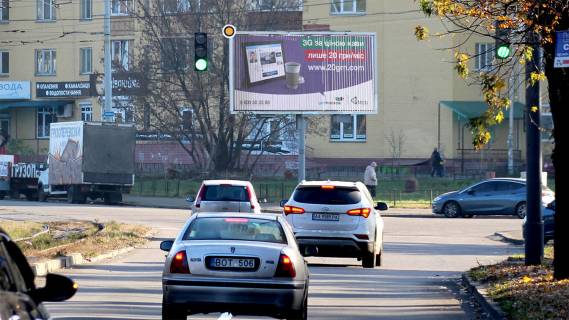 Билборд A в Киеве, Щит 3x6  Навої А. вул. / Миропільська вул., р-н "Юність", до ринку фото 1