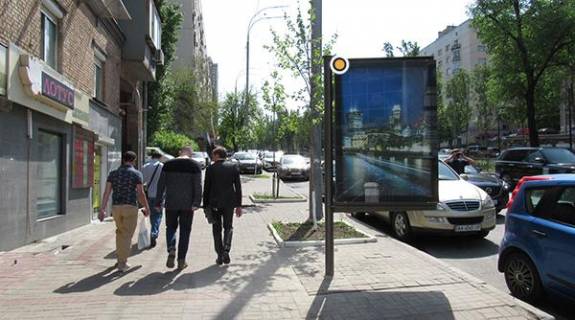 Ситилайт B в Киеве, Сітілайт 1.2х1.8  Лесі Українки бул.1/4 фото 1