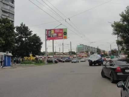 Билборд B в Харькове Блюхера (Валентиновская) ул / Тракторостроителей ул фото 1