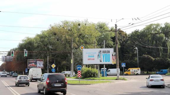 Билборд A в Львове, Щит 3x6  Городоцька вул., 301/Ряшівська вул. фото 1