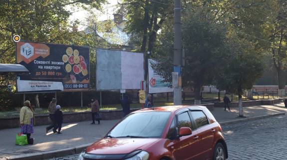 Билборд A в Черновцах Главная ул, 135, из центра фото 1