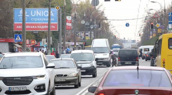 Билборд B в Киеве, борд  вул. Данила Щербаківського (Щербакова)., 56/7,поруч Сільпо і Мегамаркет фото 1