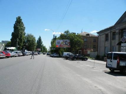 Билборд A в Черкассах, Щит 3x6  Надпільна (Ільїна) вул, 334, із центру схема