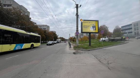Scrolller, Scroll A in Lviv, Скролер 2.3х3.14  Гетьмана Мазепи вул. / Миколайчука вул., від центру - 613866 Photo 1