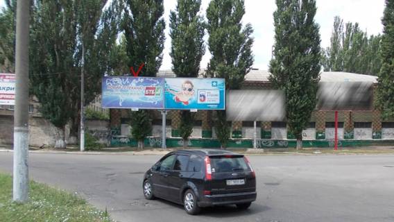 Білборд, Бігборд (Борд)  A у Херсоні, Щит 3x6  Небесної сотні (40 років Жовтня) вул. / Кременчуцька вул., Лівий Фото 1